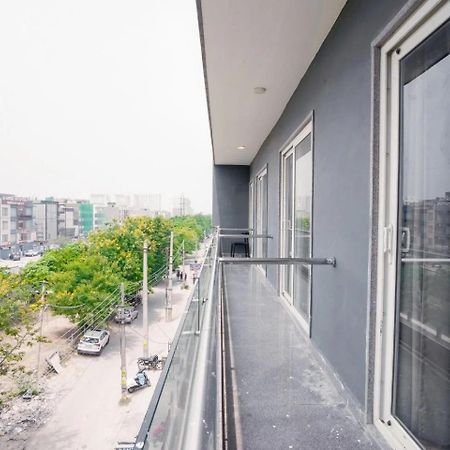 Saltstayz Express -Medicity Near Medanta Hospital Γκουργκάον Εξωτερικό φωτογραφία